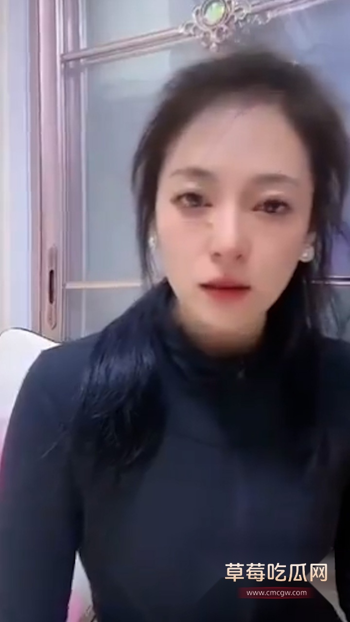 快手网红直播漏奶 2