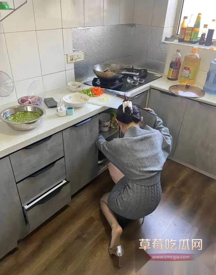 内射36岁年轻继母 6