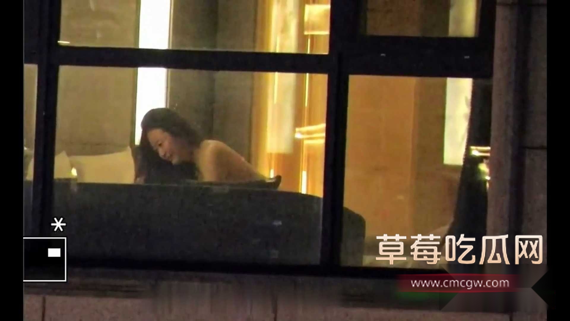 五星级酒店窗外偷拍 7