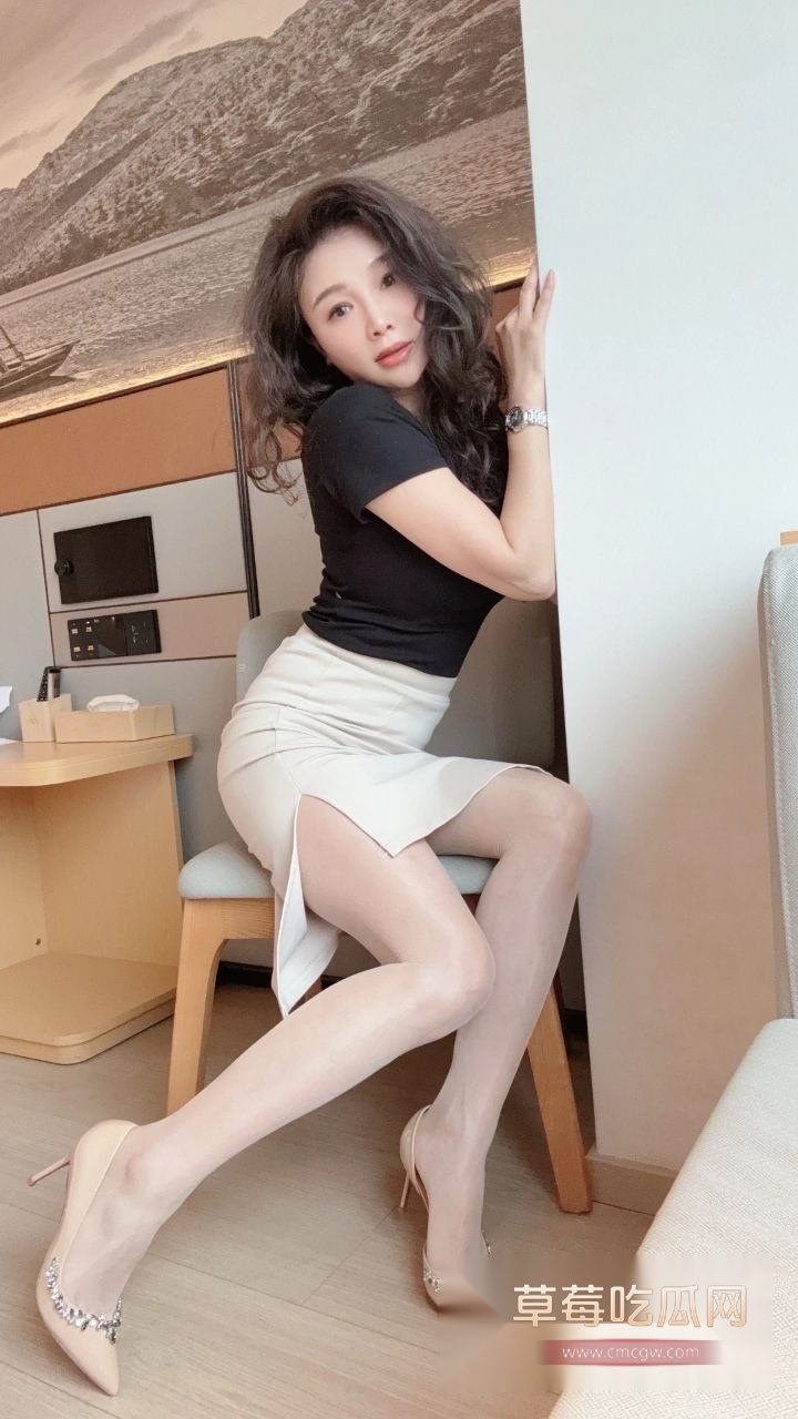 馨月姐姐丝足福利 4