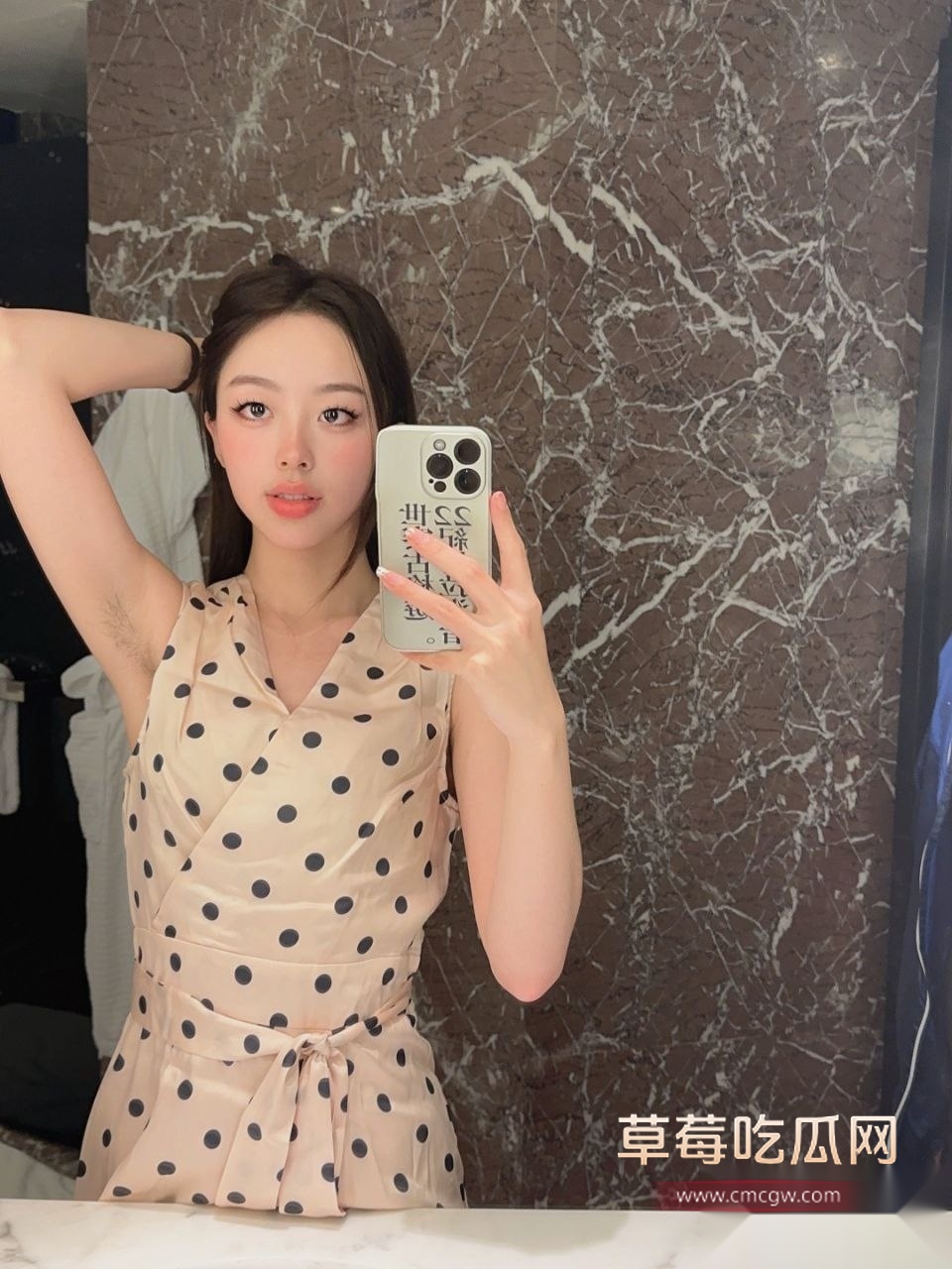 肥臀母狗Tutu图图 1