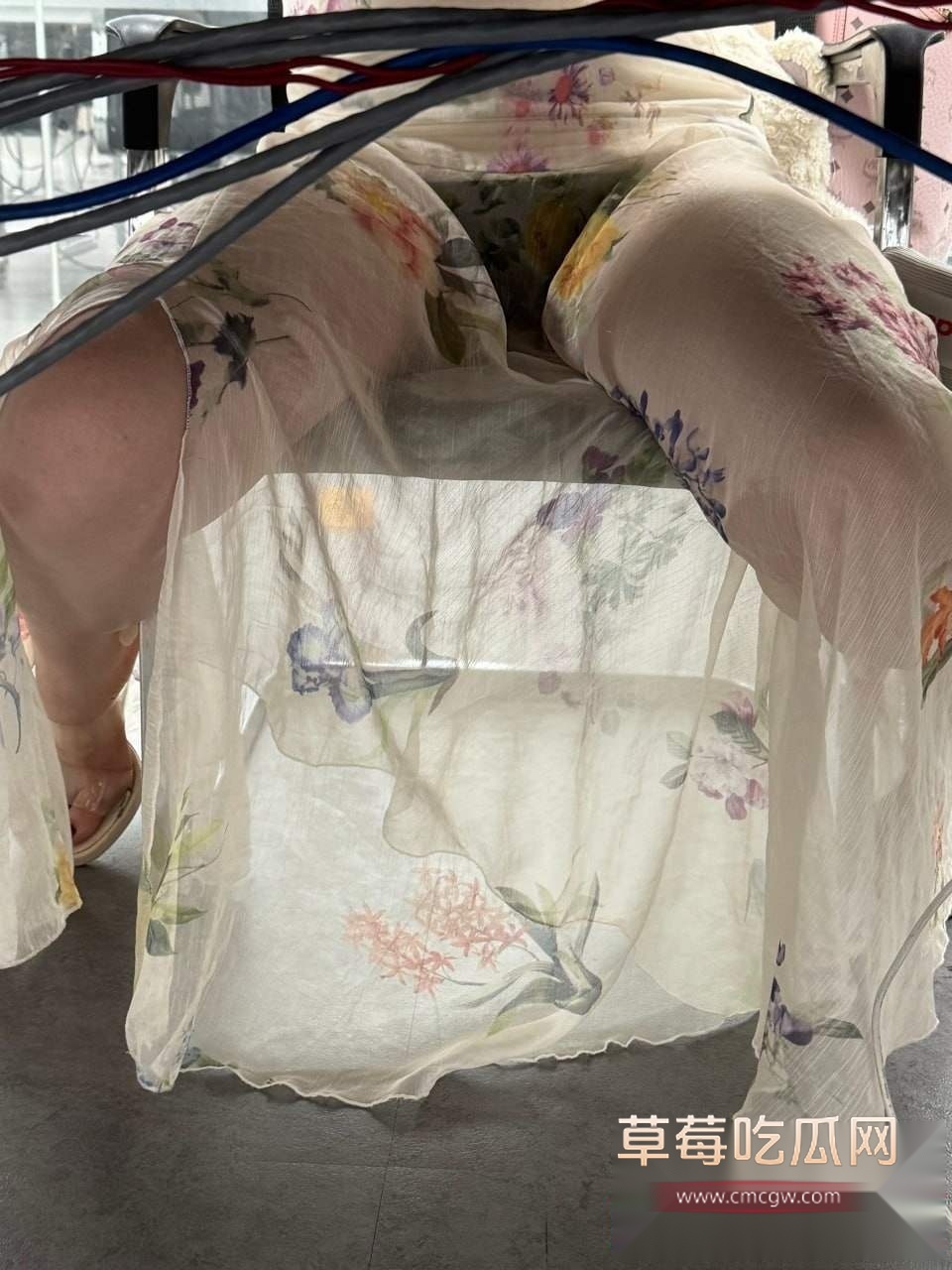 偷拍办公室女神 6