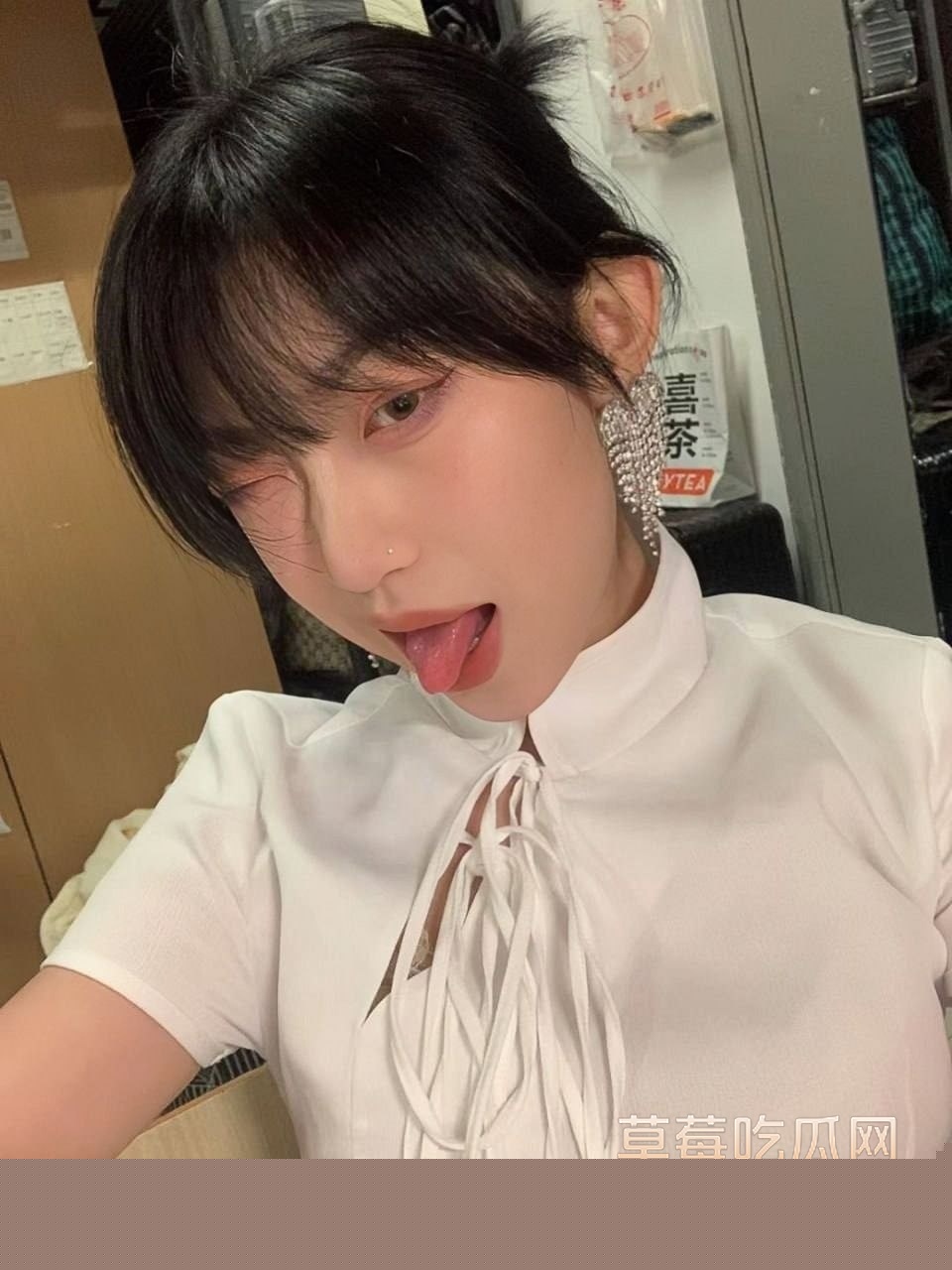 超极品御姐大尺度性爱被爆 18 超极品御姐大尺度性爱被爆 18