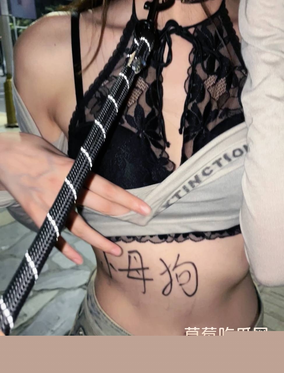 推特网黄大奶肉感嫩妹 6