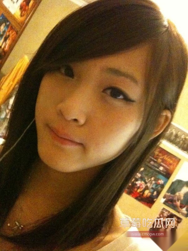 领英社交平台马来全日高颜值大学校花与男友不雅视频泄密 2