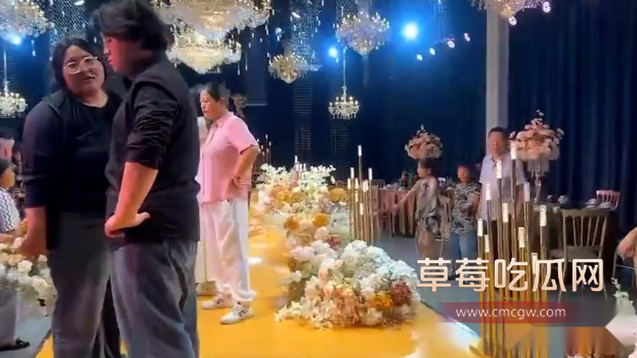坦克前妻大闹婚礼 4