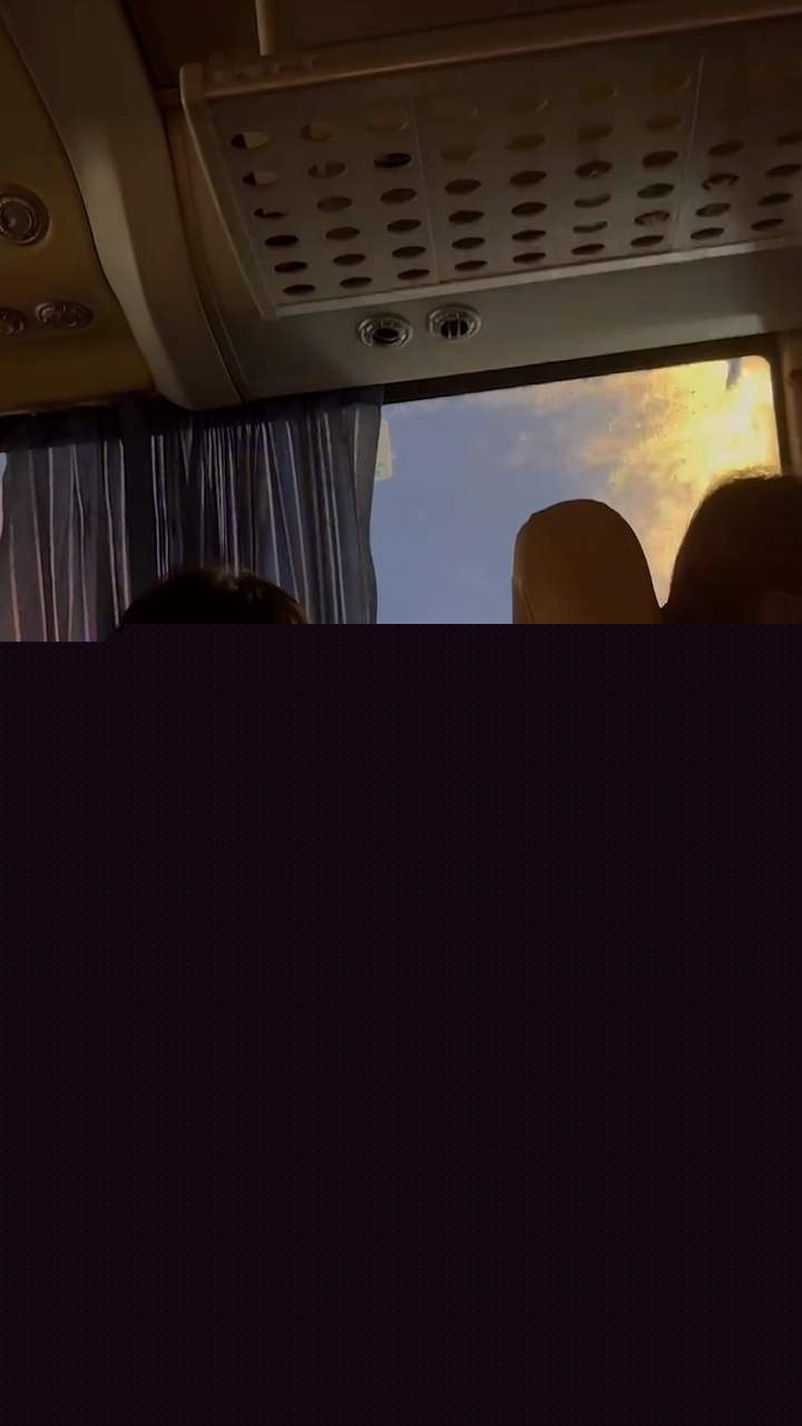 偷拍客车上的情侣 3