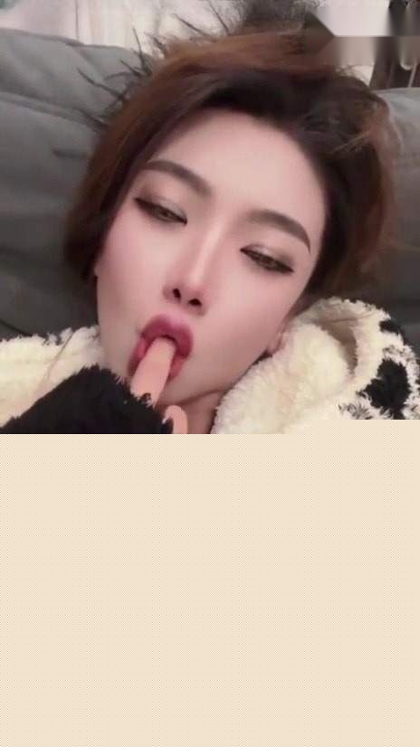 抖音网红我脾气老好了定制视频流出 4