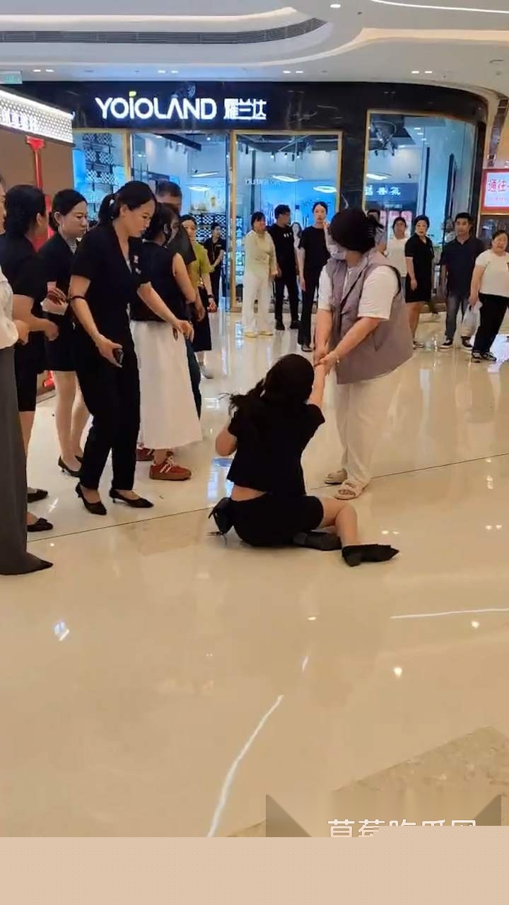 原配跟小三撕逼视频 7