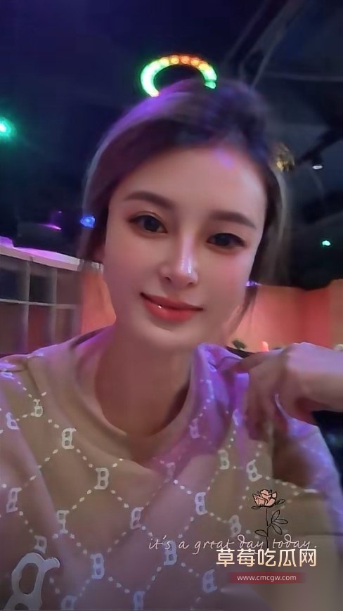 泉州小网红阿萍姐露脸吃鸡 3