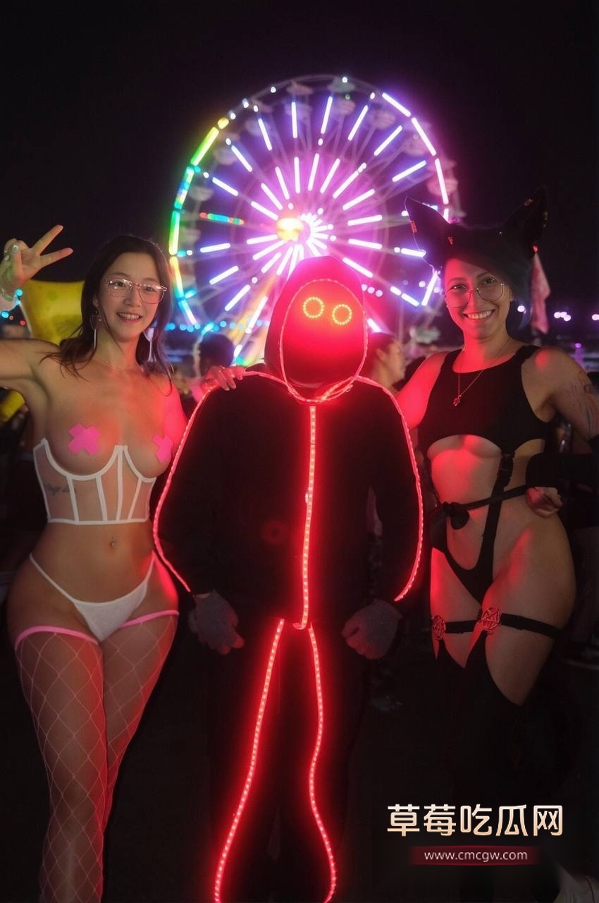 Sophia刘电音节露出 6 Sophia刘电音节露出 6