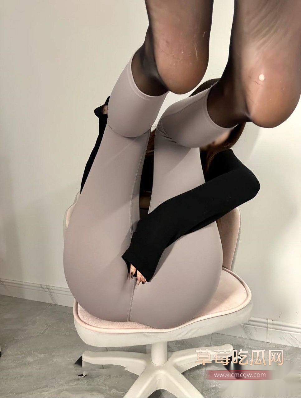 微密圈隔壁小王畅 19 微密圈隔壁小王畅 19