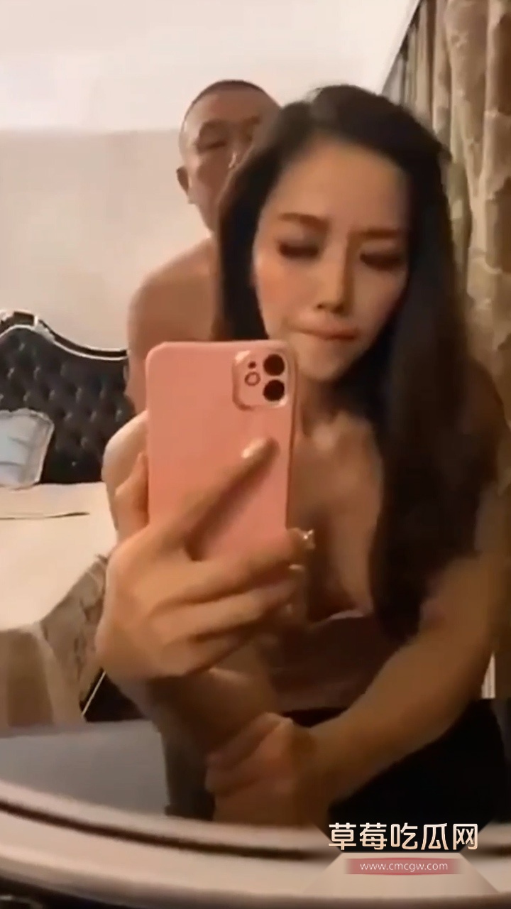 网红C姨约炮老头 3