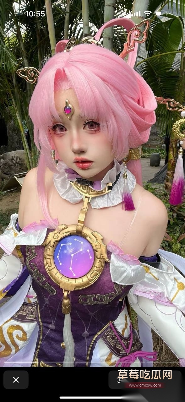 抖音极品coser理世爱 2