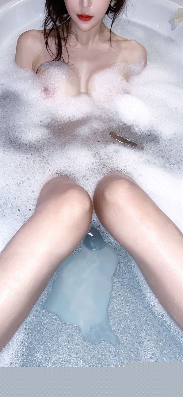 土豪高价定制王馨瑶写真套图 30