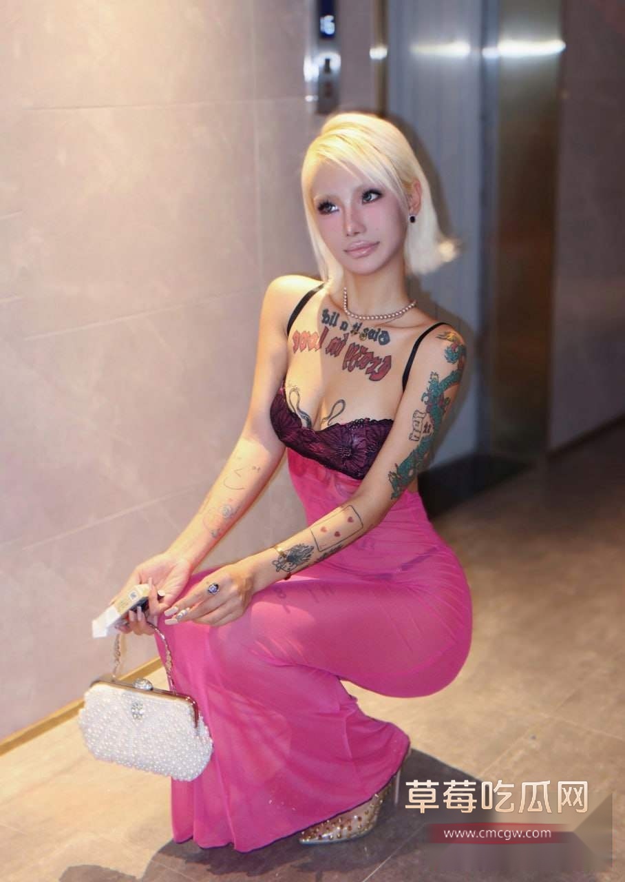 顶级纹身骚名媛 5 顶级纹身骚名媛 5