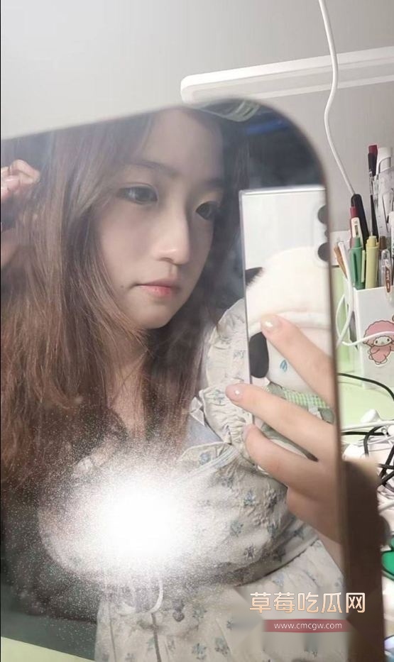 柳州大专学妹私密视频 1