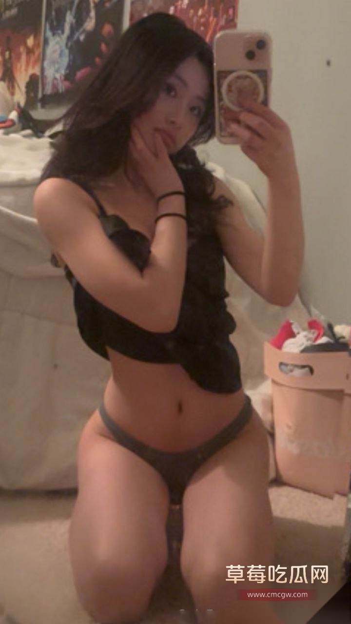 OF推特福利姬极品高颜值露脸反差婊 5 OF推特福利姬极品高颜值露脸反差婊 5