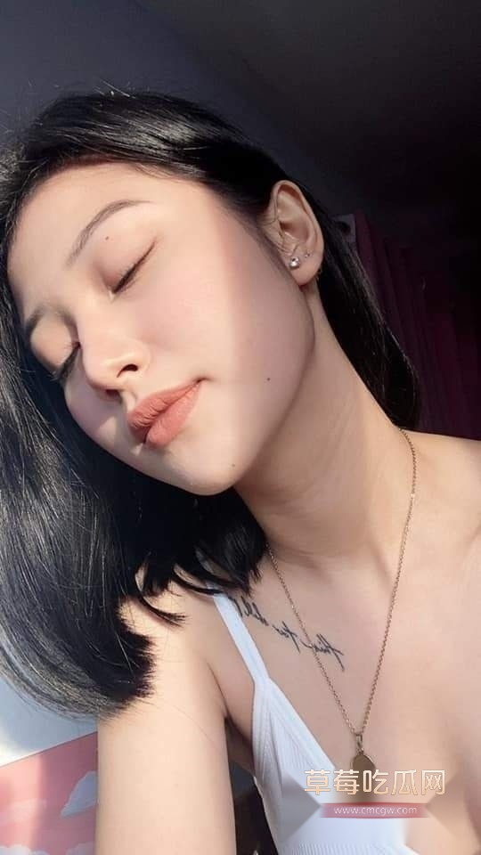 人妻黄玲约炮金主 3