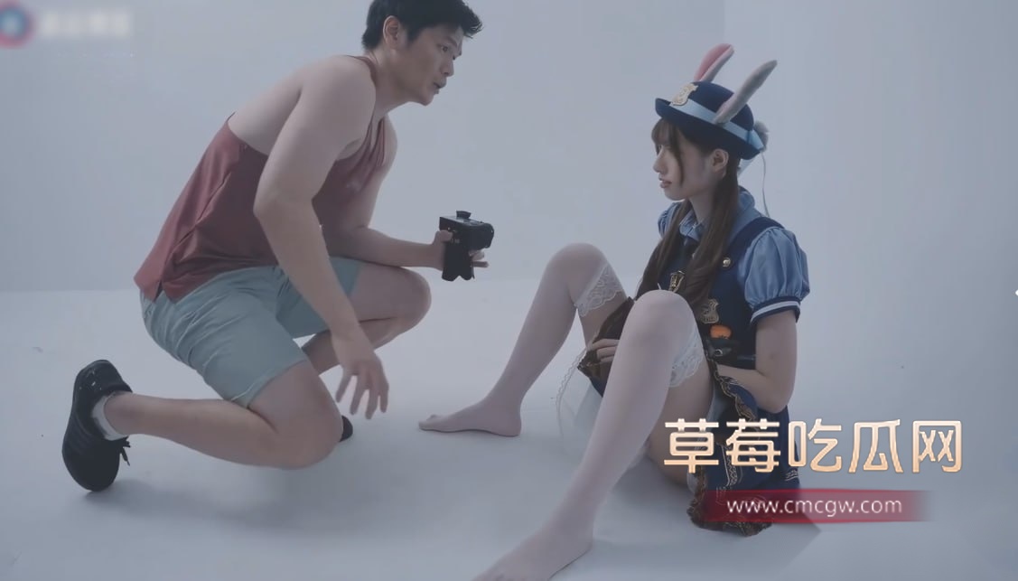 顶级女神saki来袭 2 顶级女神saki来袭 2