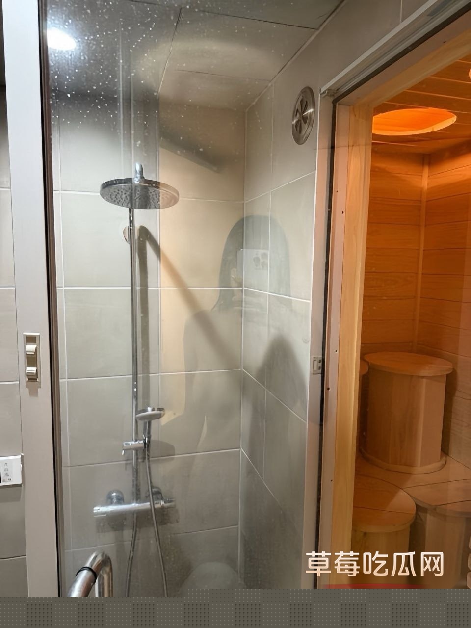 内蒙古CF北部战区战队接待张斯琪 12