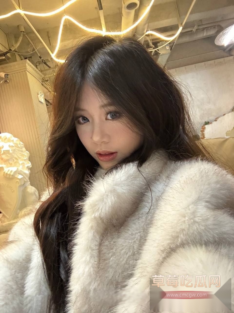 高端大奶反差陪玩妹 沫曦伴 1