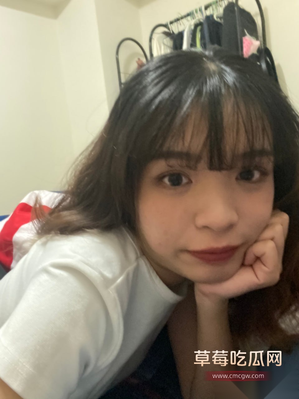 台湾外表乖巧的良家牙套妹子陈雅婷 5