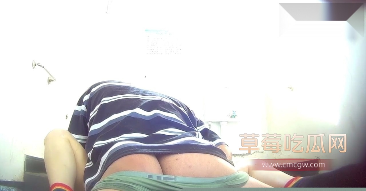 偷拍情侣厕所做爱 1 偷拍情侣厕所做爱 1