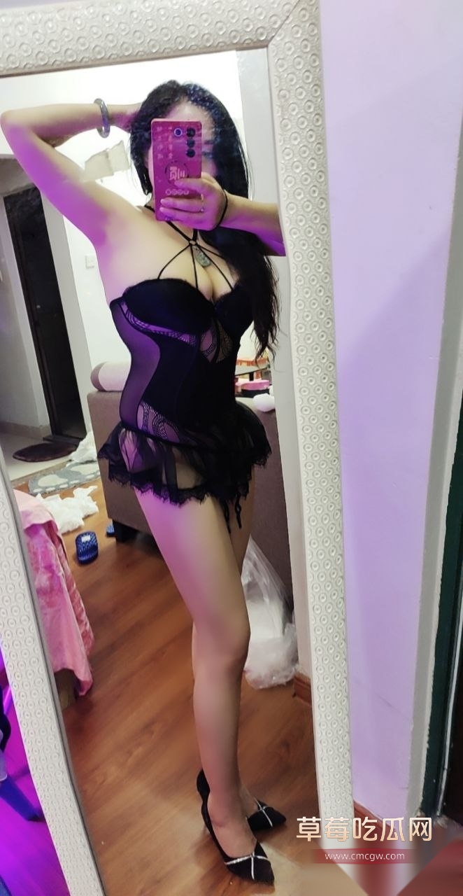 福建厦门楼凤800块骚鸡 1 福建厦门楼凤800块骚鸡 1