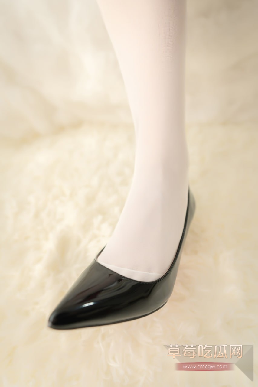 神楽坂真冬丝足诱惑 2