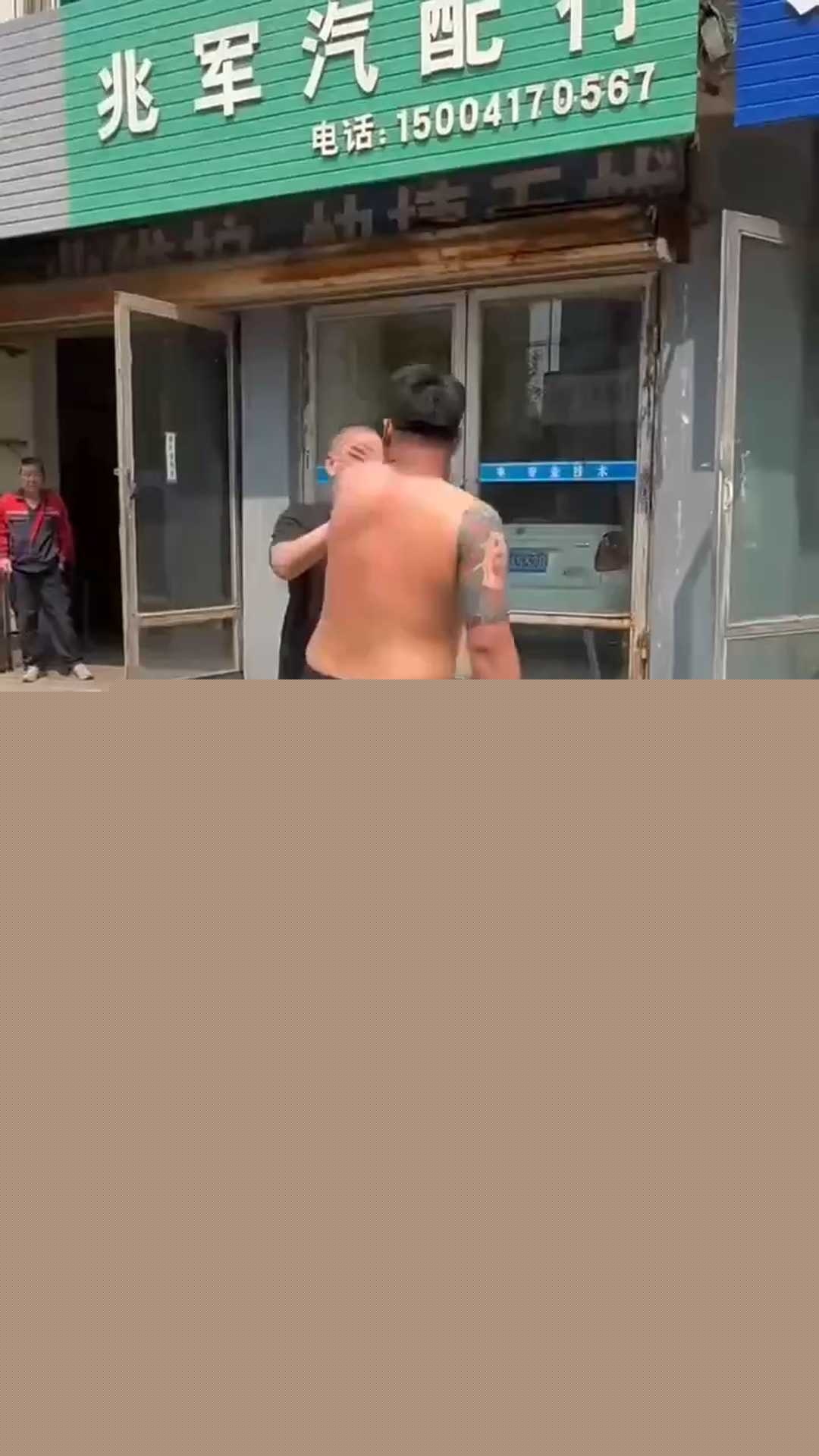 辽宁营口兆东汽配行后生仔1V2 1 辽宁营口兆东汽配行后生仔1V2 1