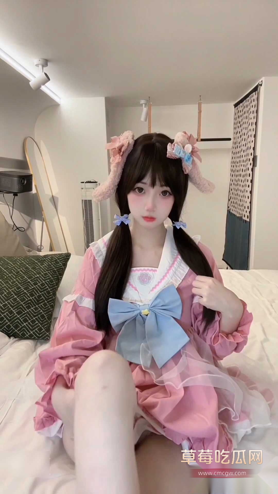 清纯甜美双马尾少女奶芙 1