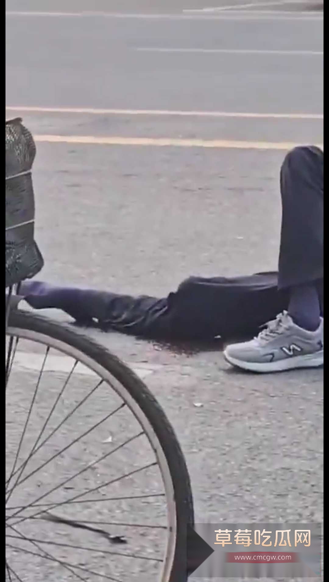 重大车祸多人受伤肇事逃逸 3