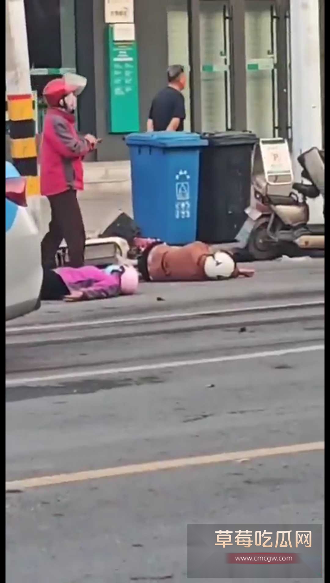 重大车祸多人受伤肇事逃逸 4