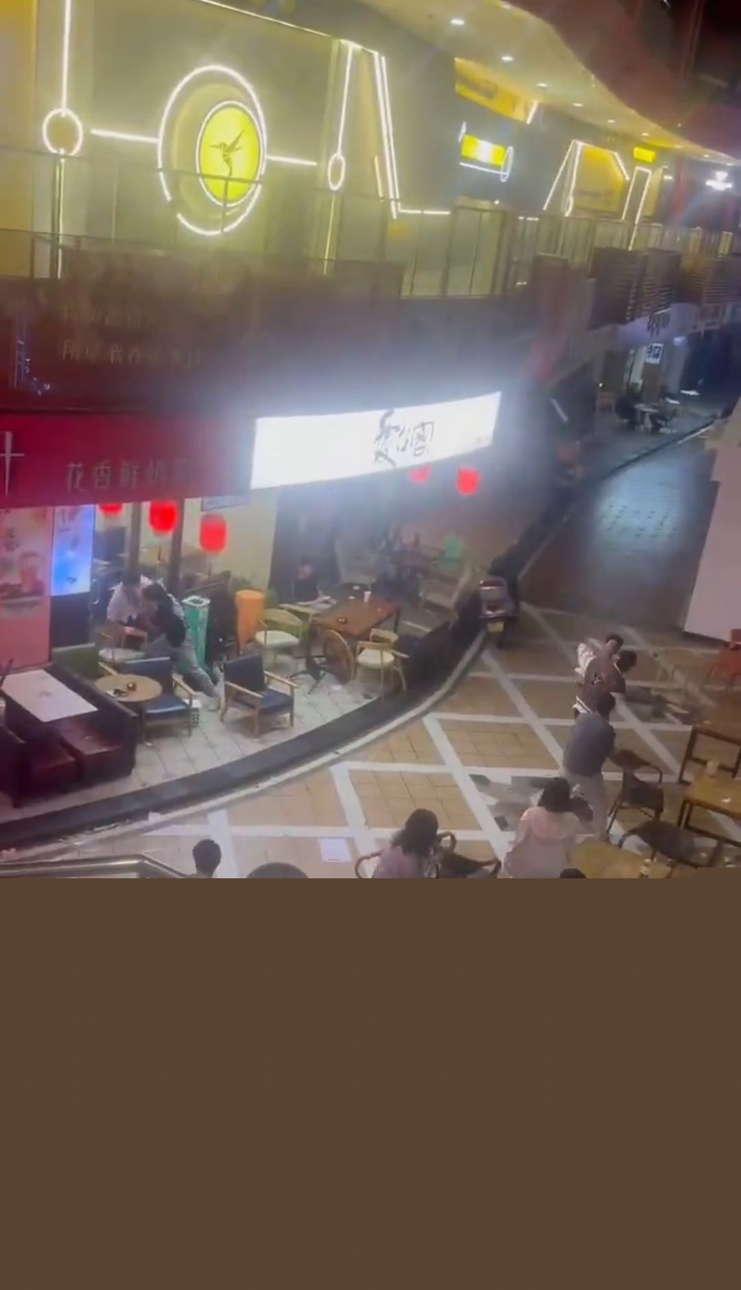 时代广场打架斗殴事件1