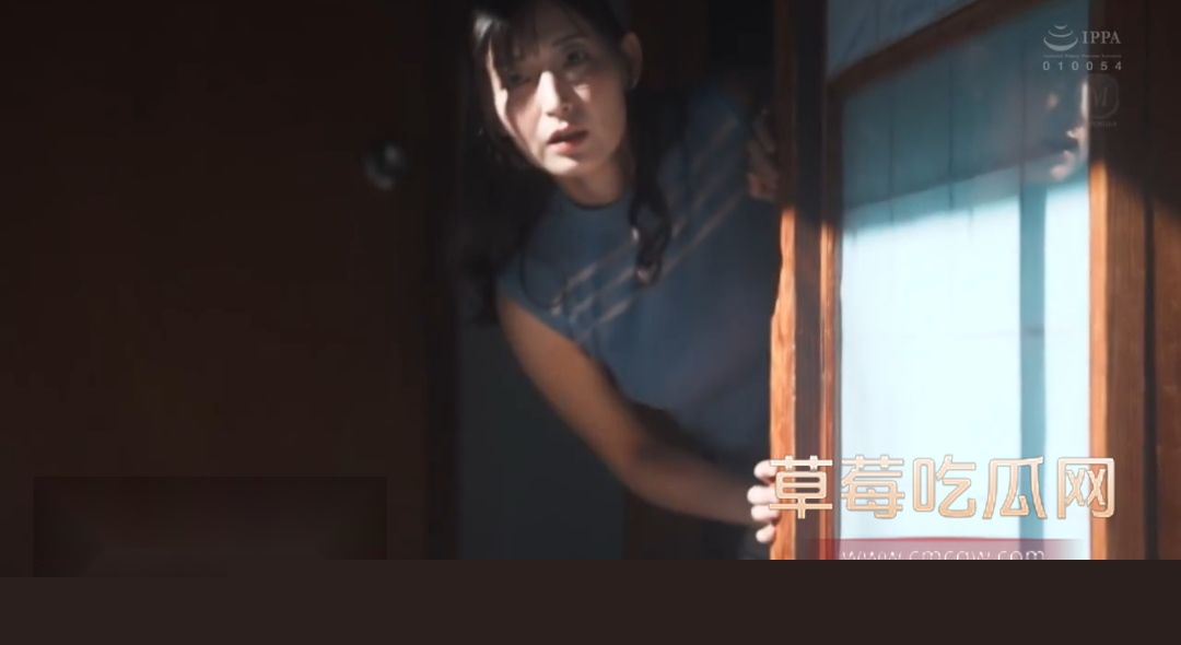 继母被儿子深深迷住1