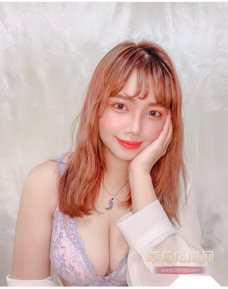 爆乳美容师上班时间被领导调教 2