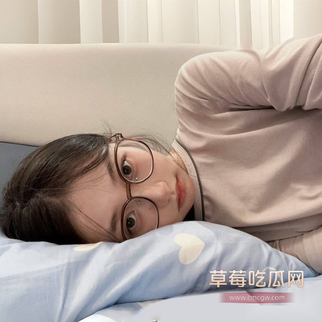 极品萌妹清水私拍  12