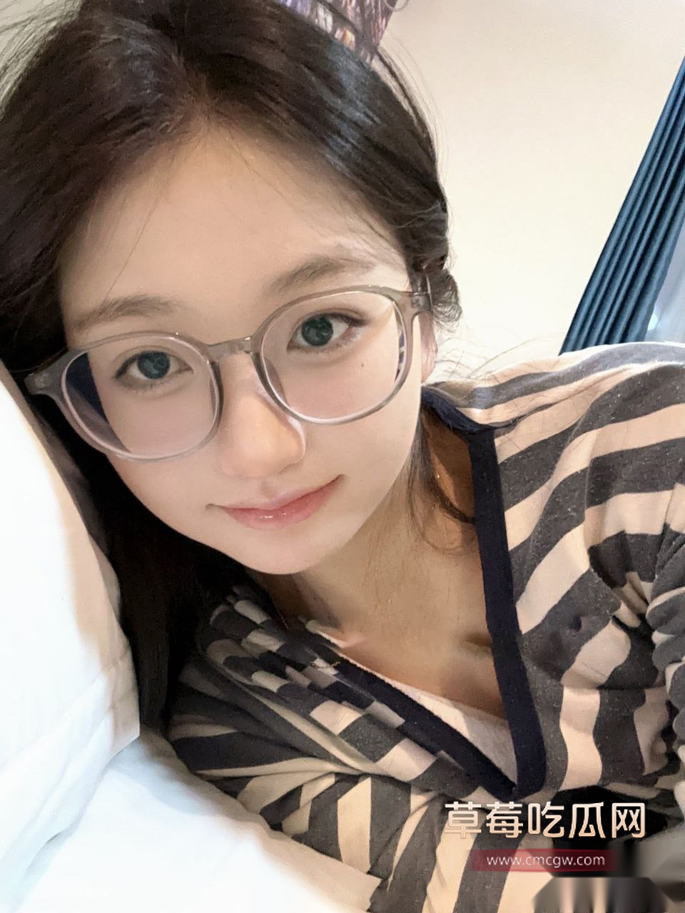 极品萌妹清水私拍  13