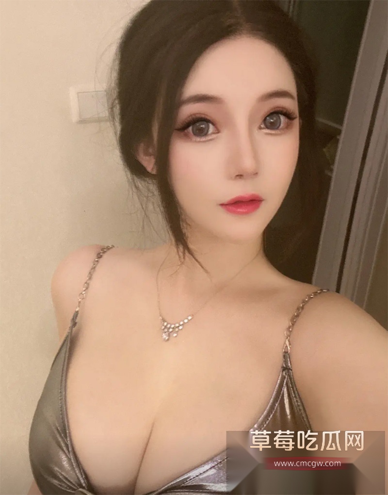 抖音大奶擦边主播奶糖 3