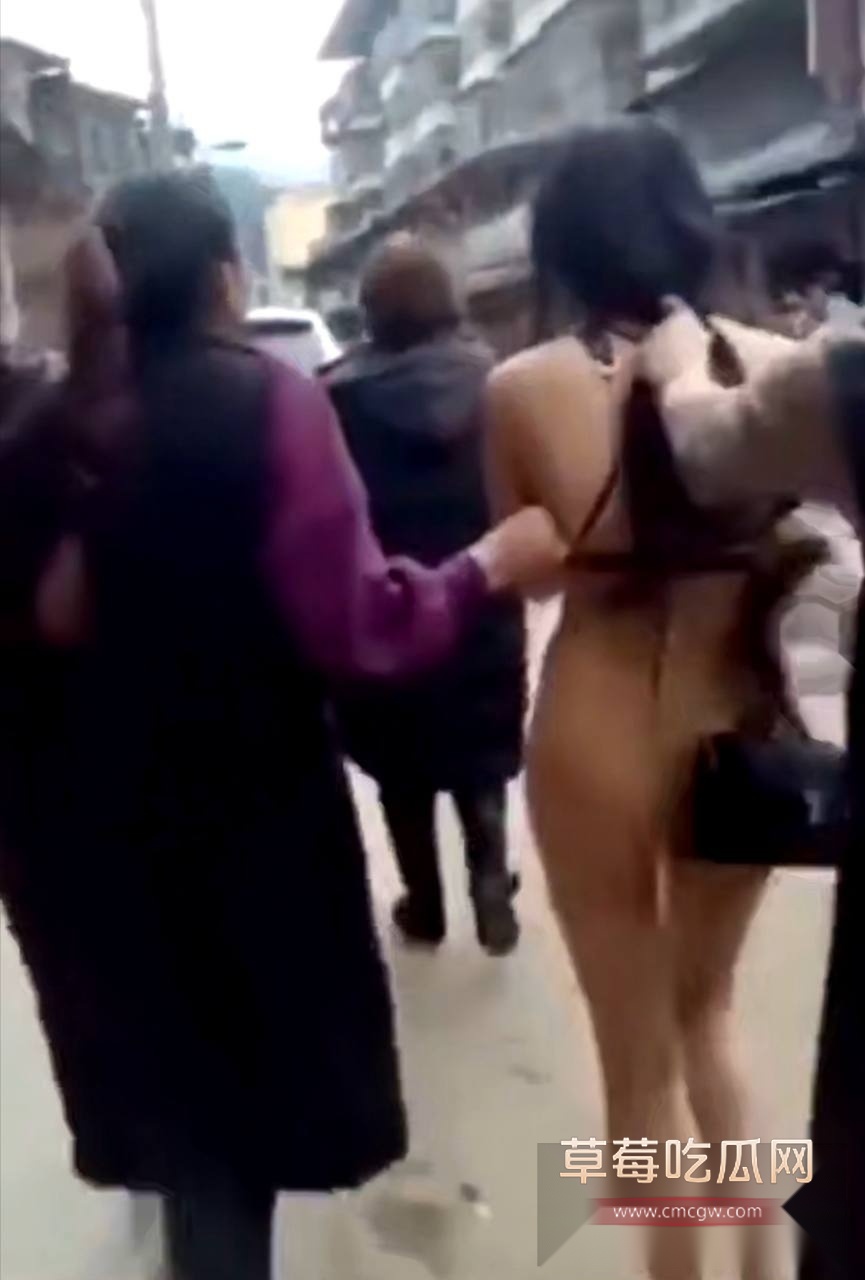 原配带小三游行 5