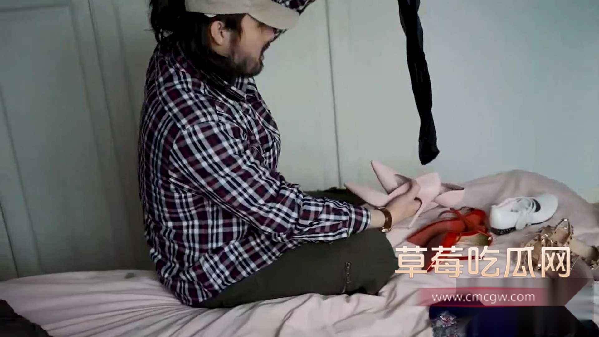 变态男入室束缚强奸 2 变态男入室束缚强奸 2