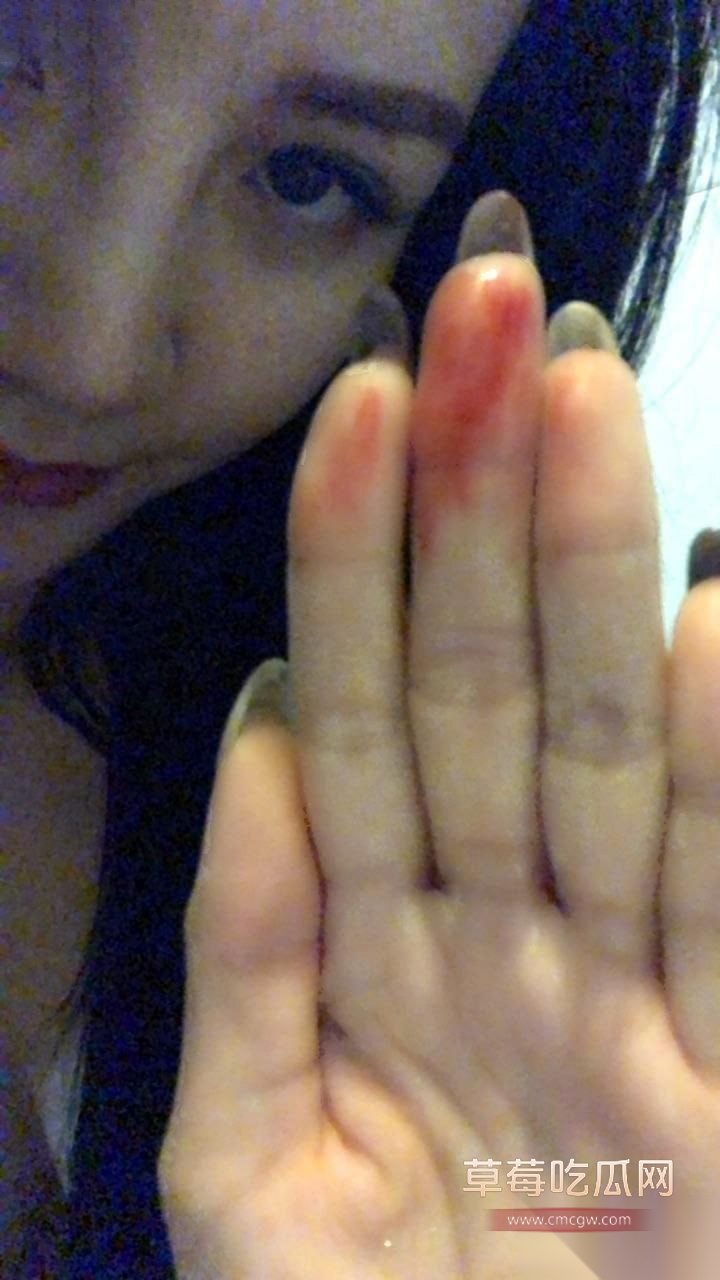 极品反差母狗性感自拍 6