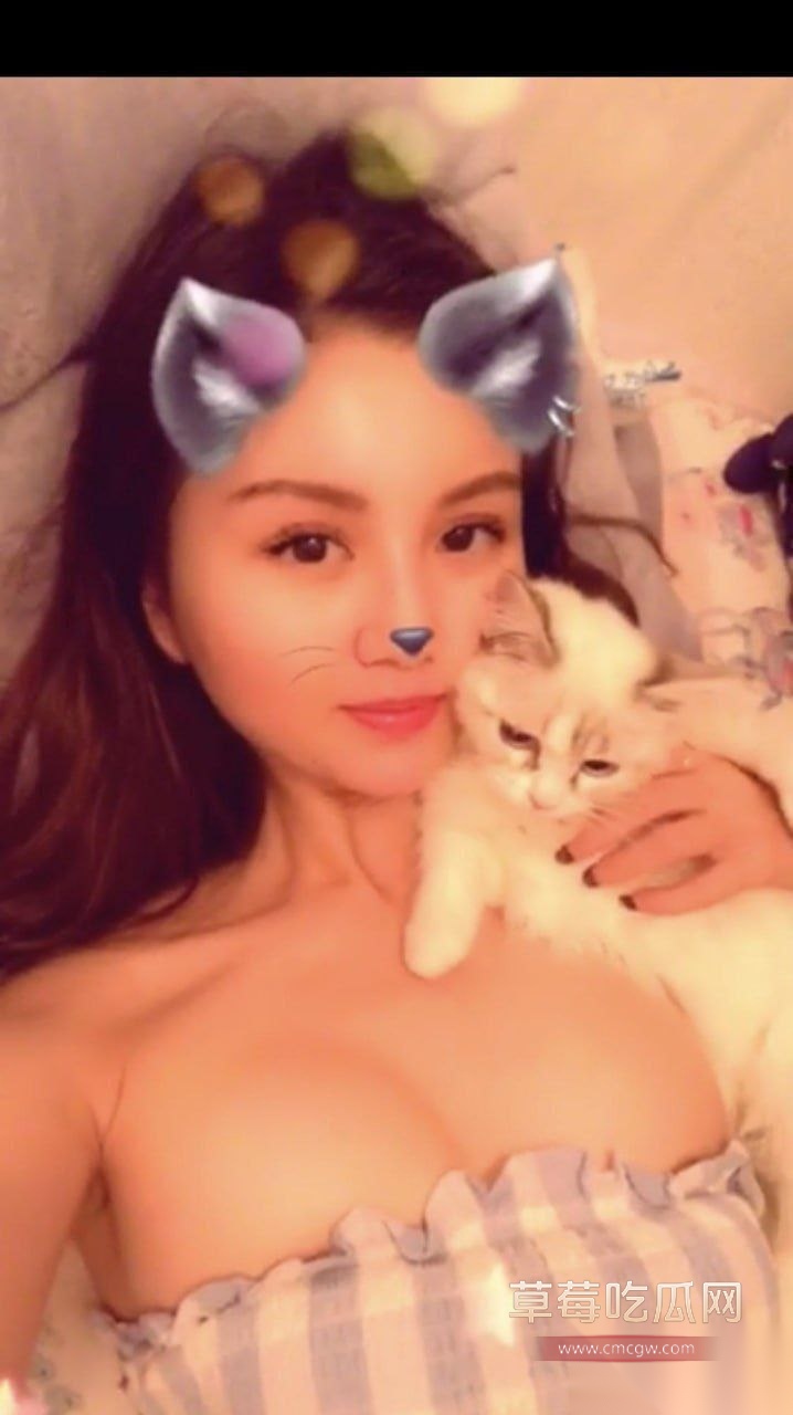 极品反差母狗性感自拍 13