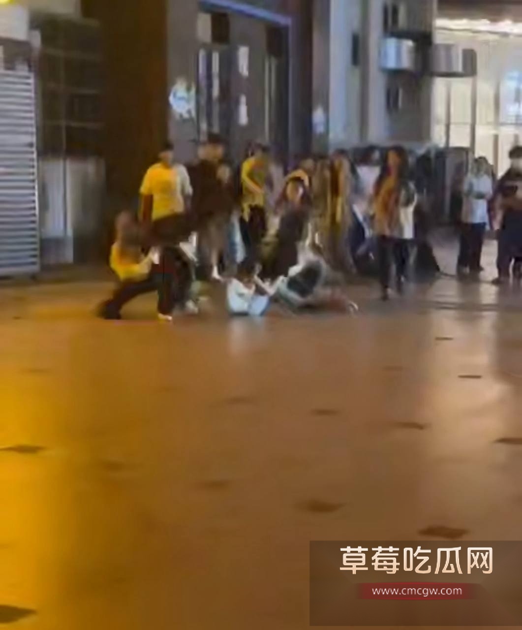 精神小妹 打群架6 精神小妹 打群架6