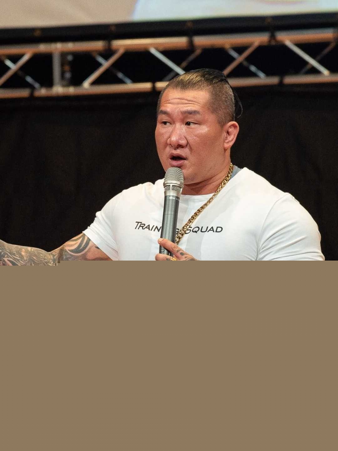 馆长陈之汉上海行 2 馆长陈之汉上海行 2