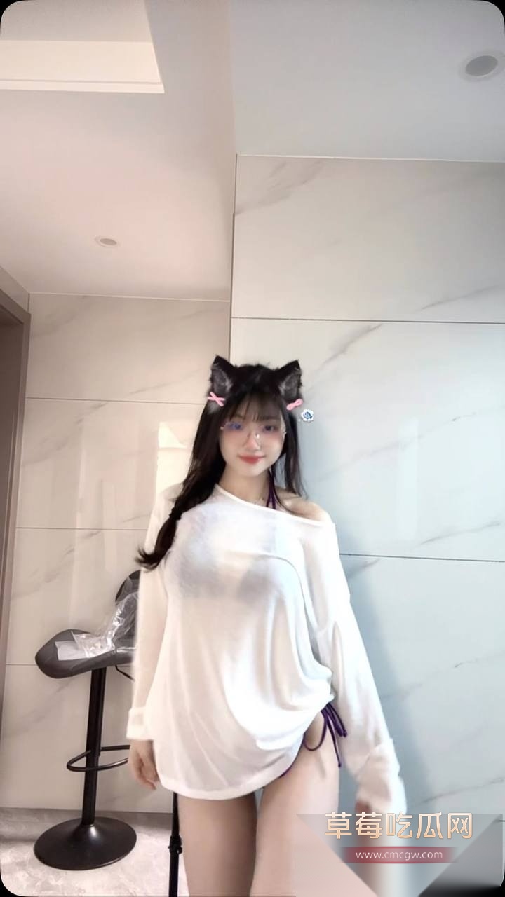 反差网红巨乳母狗 宝贝77 20 反差网红巨乳母狗 宝贝77 20