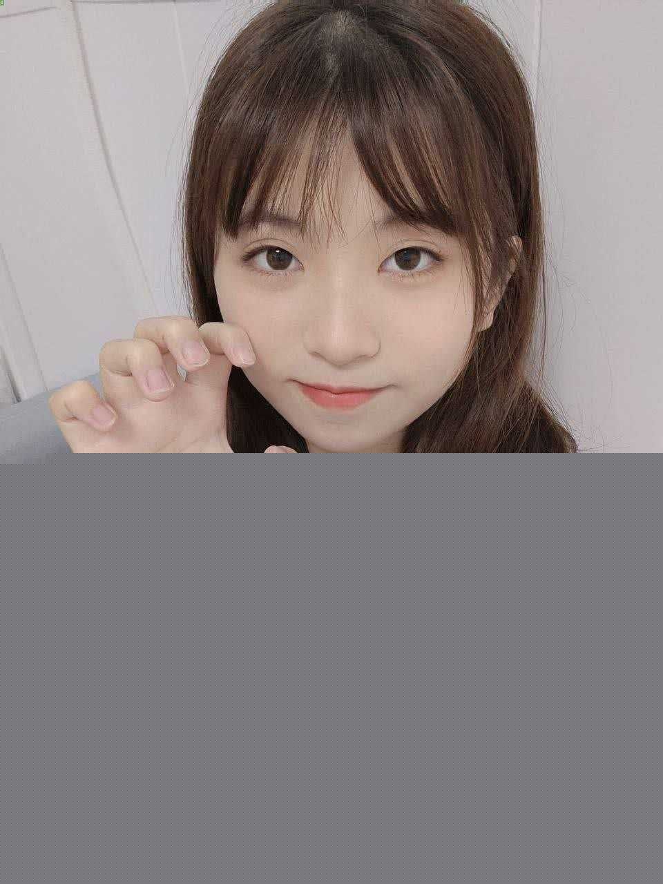 清纯大学生3.jpg 清纯大学生3.jpg