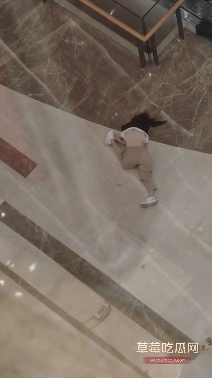 抢泡泡玛特引发坠楼惨剧 5