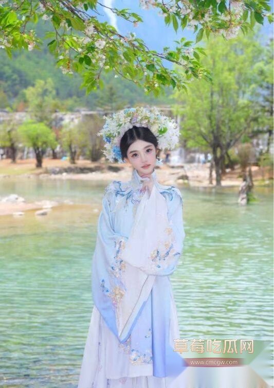 小米SU7连撞17车 1 小米SU7连撞17车 1